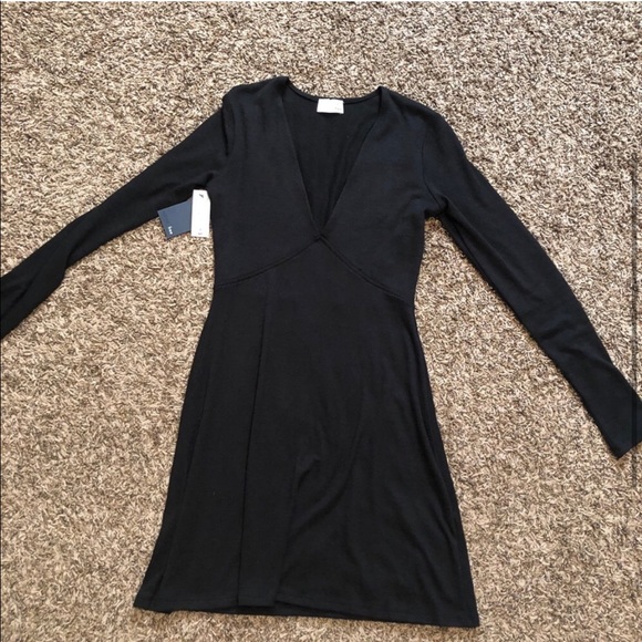 Aritzia Dress - Picture 3 of 5